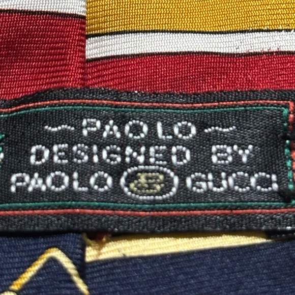 Gucci Red and Gold Chain Pattern Tie - Picture 2 of 10